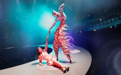 HLAVNÍ FOTO_Nova_Spirala_TheSaturnRevue_Jasmina+Michiel_Výstaviště Praha a.s., Václav Jirásek