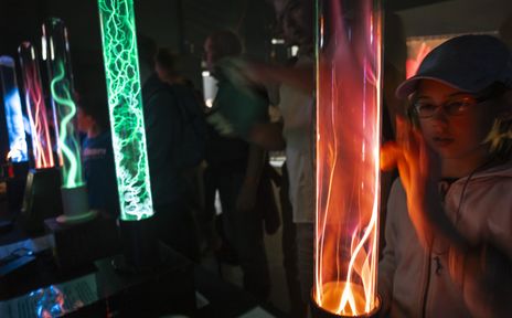 SASA8694-makers_f_2025