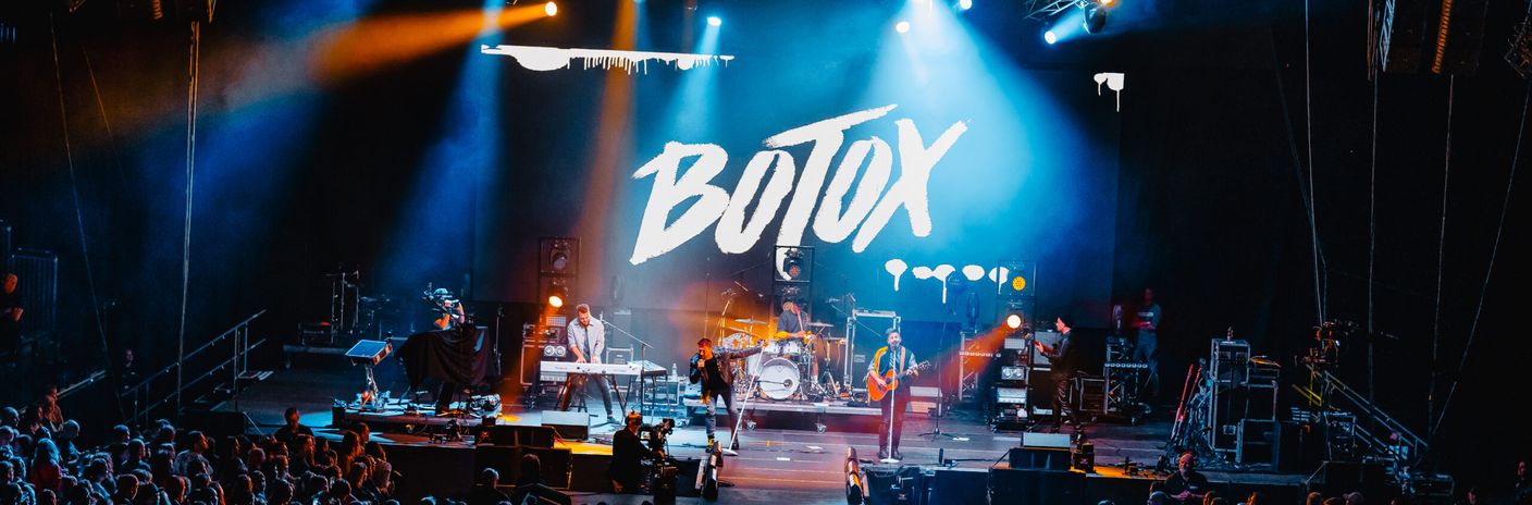 botox_o2un_2024_@ilonagerasymova__GI_6625-scaled-e1743505143979