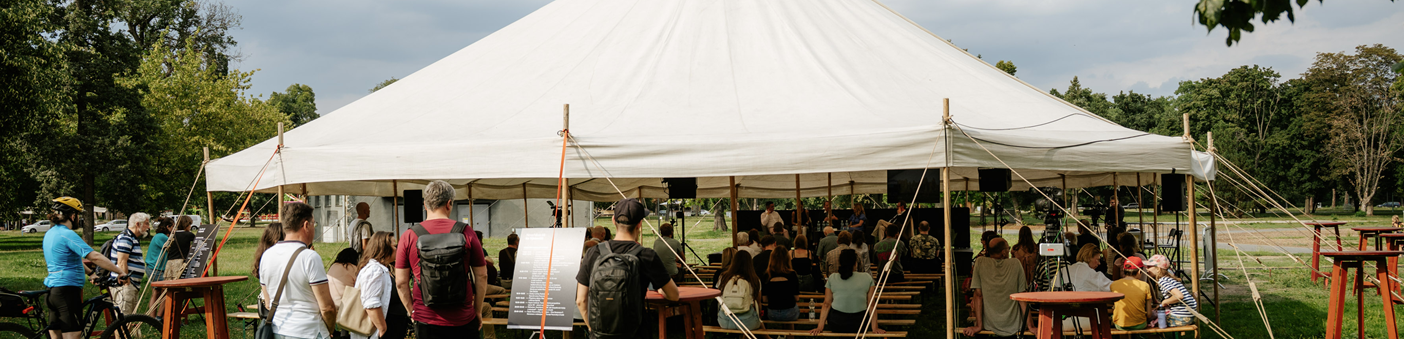podcast stage